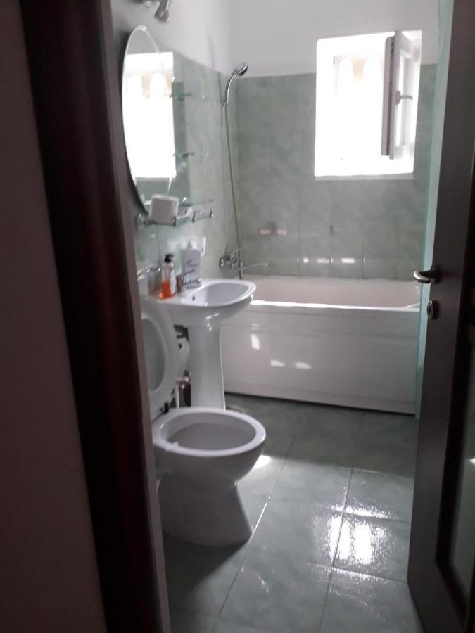 Apartament Maria トゥルダ エクステリア 写真